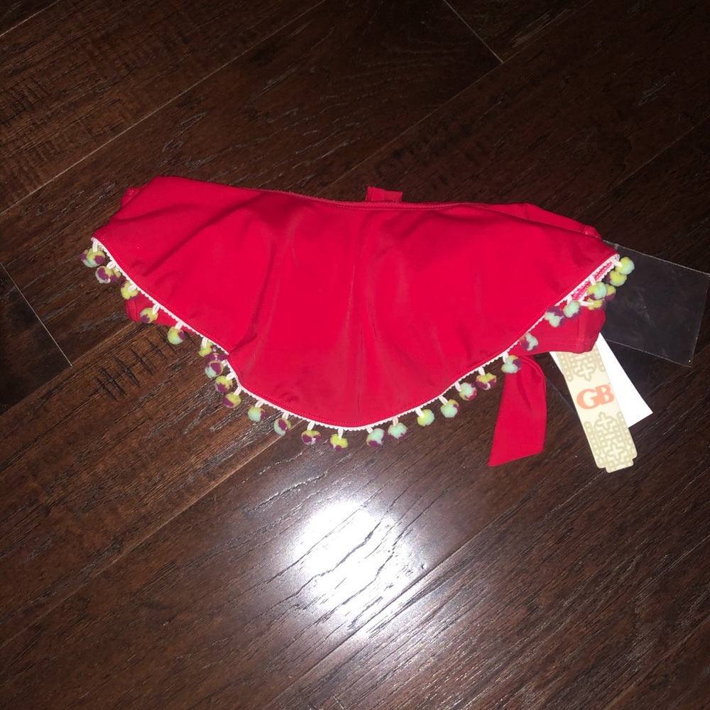 NWT Gianni Bini swimsuit top